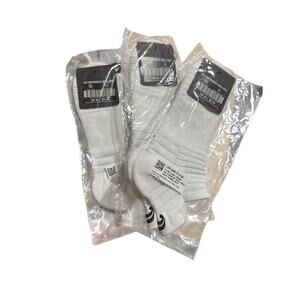 2-pack Fabletics performance ankle sock in classic white size M/L